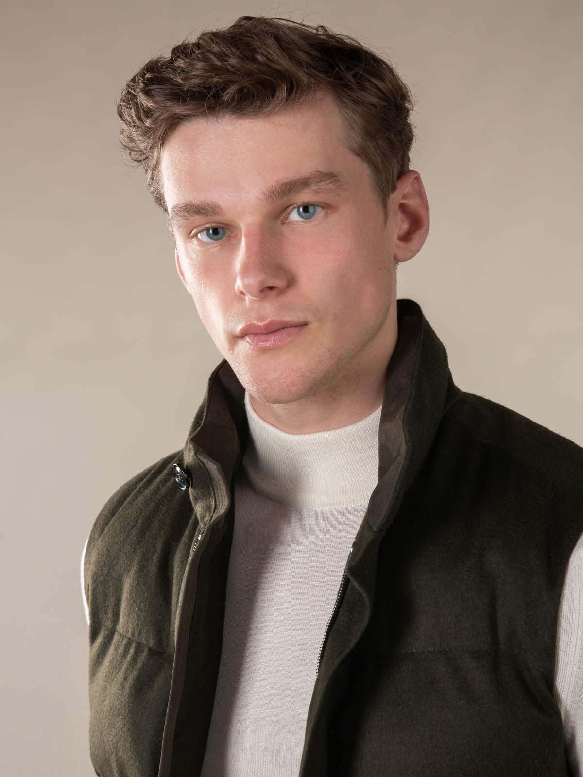 LeClub™ | Olive AUR1 Body Warmer