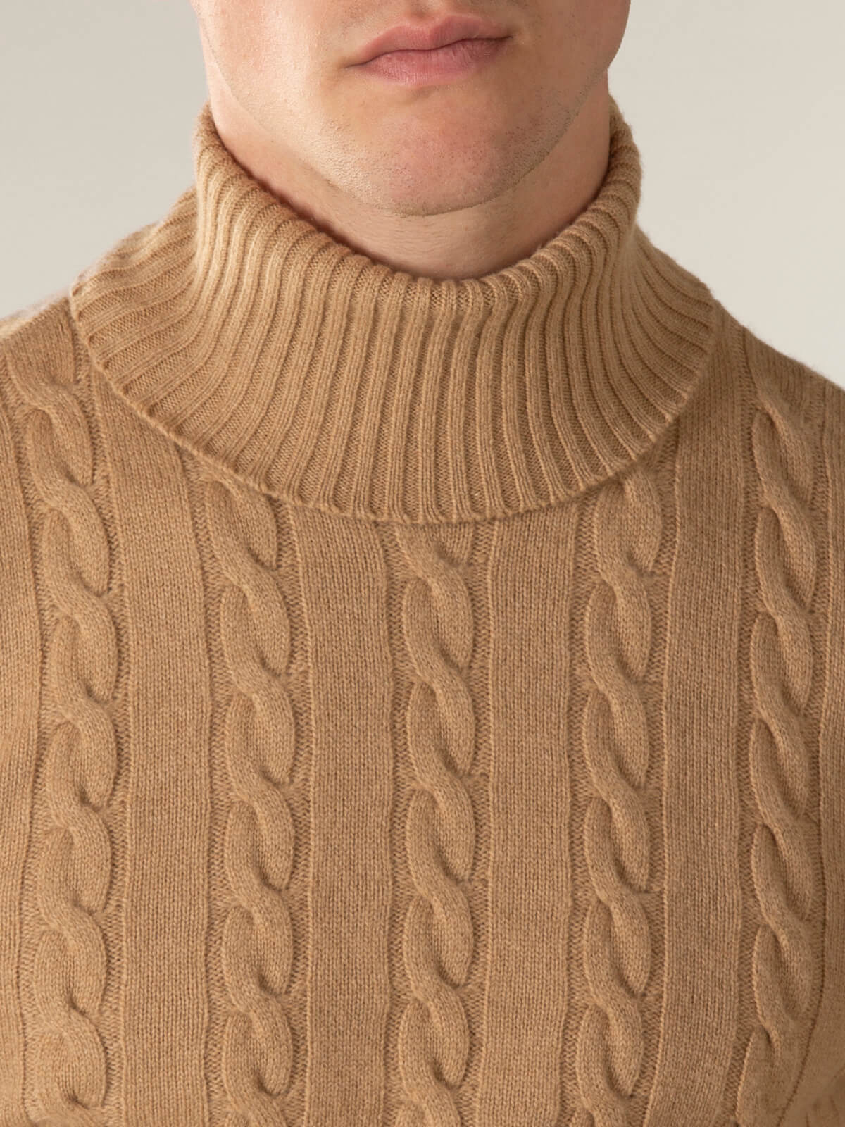 LeClub™ | Dolcevita Cable Knit Sweater Beige