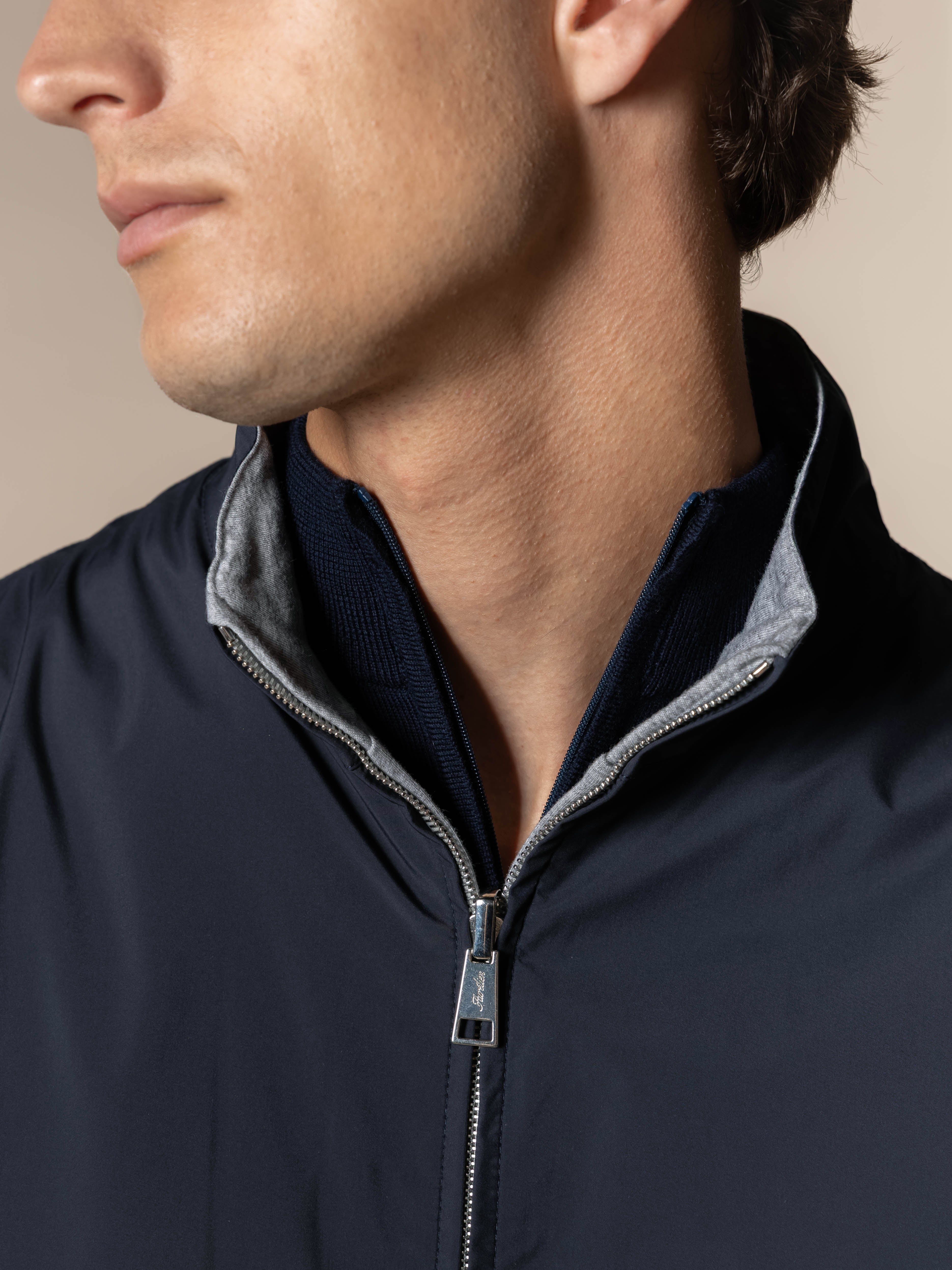 LeClub™ | Navy Reversible Resort Body Warmer