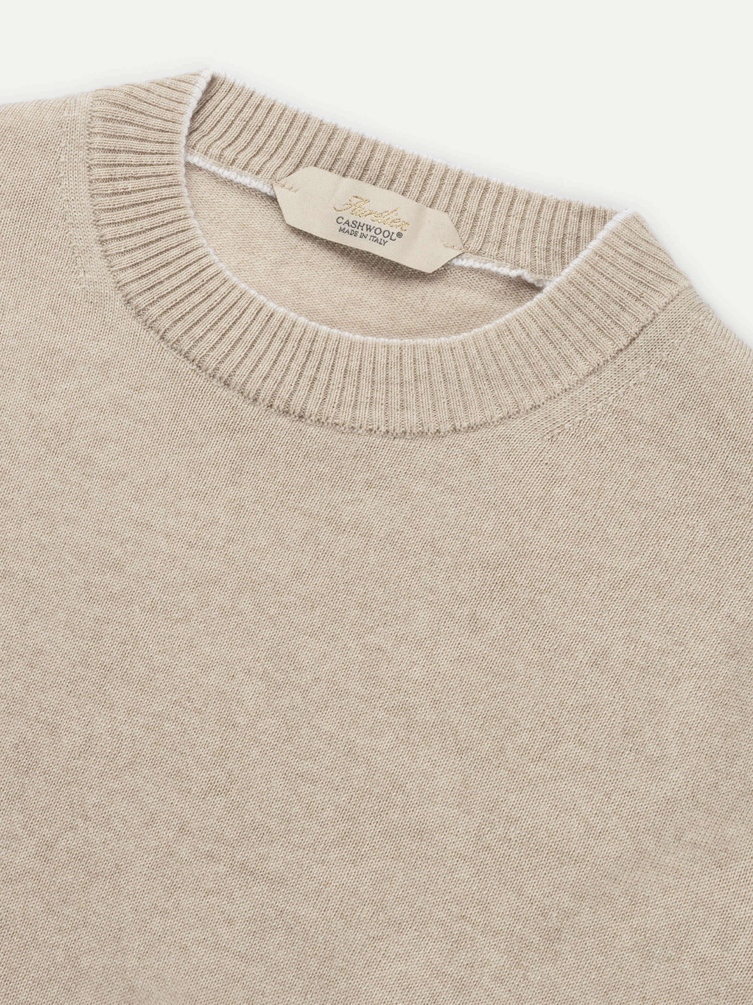 LeClub™ | Light Beige Two Tone City Crew