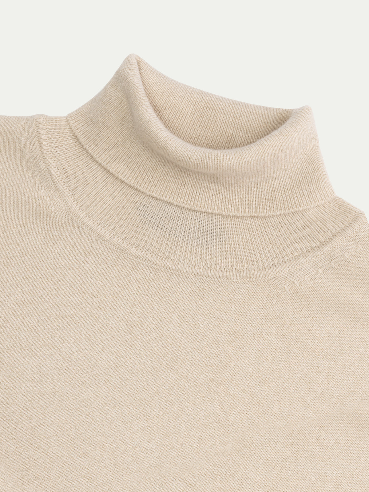 LeClub™ | Light Beige Rollneck