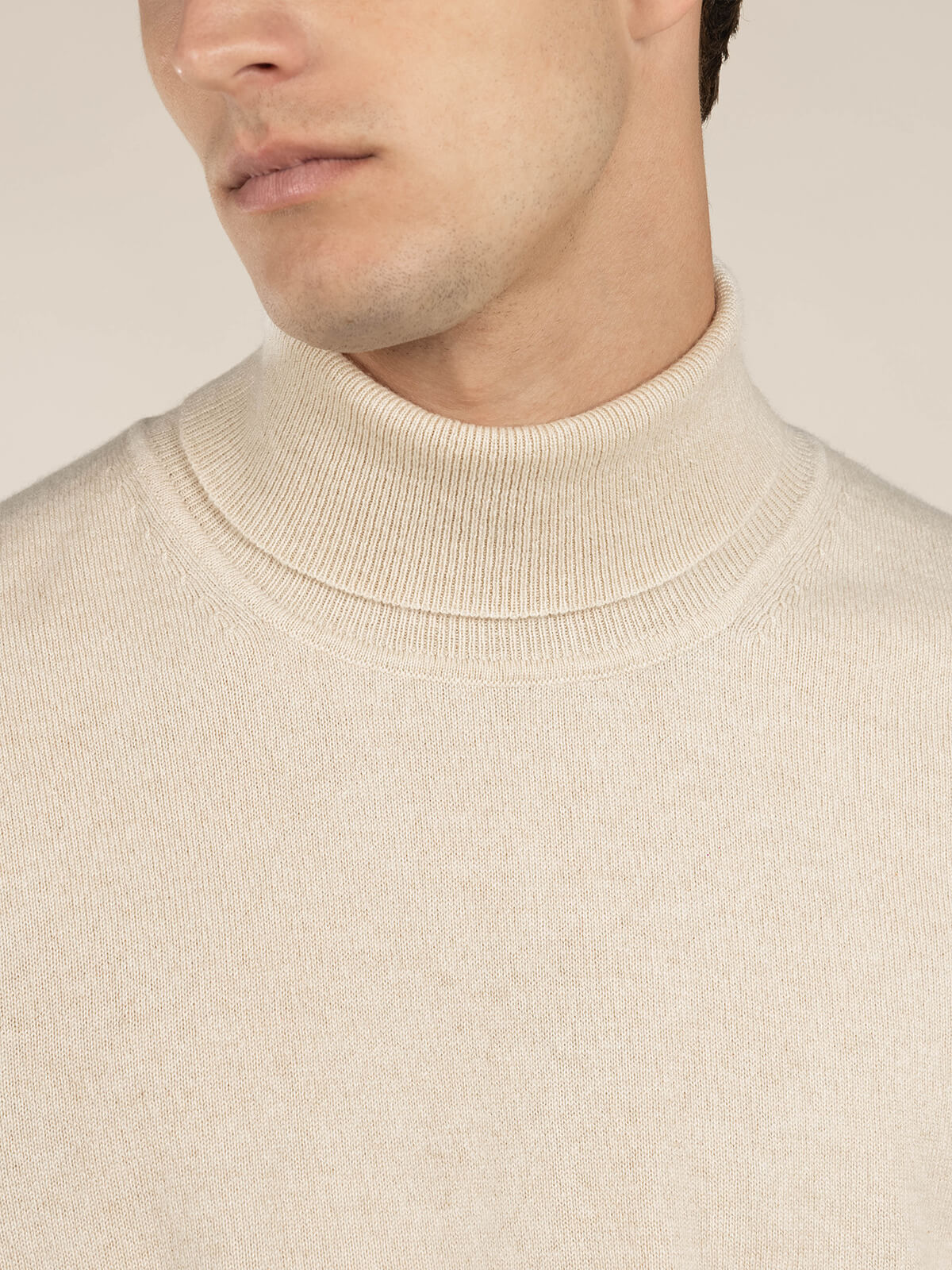 LeClub™ | Light Beige Rollneck